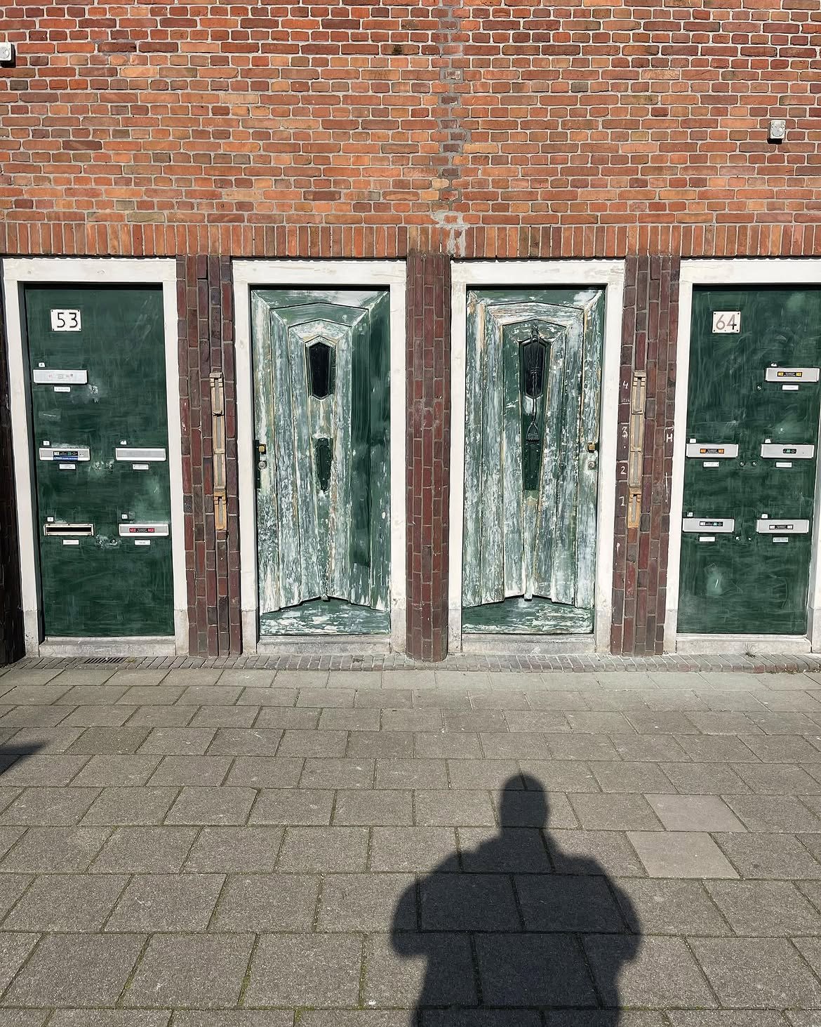 50 woningdeuren voor grote VvE in Amsterdam-Zuid – projectfoto 3